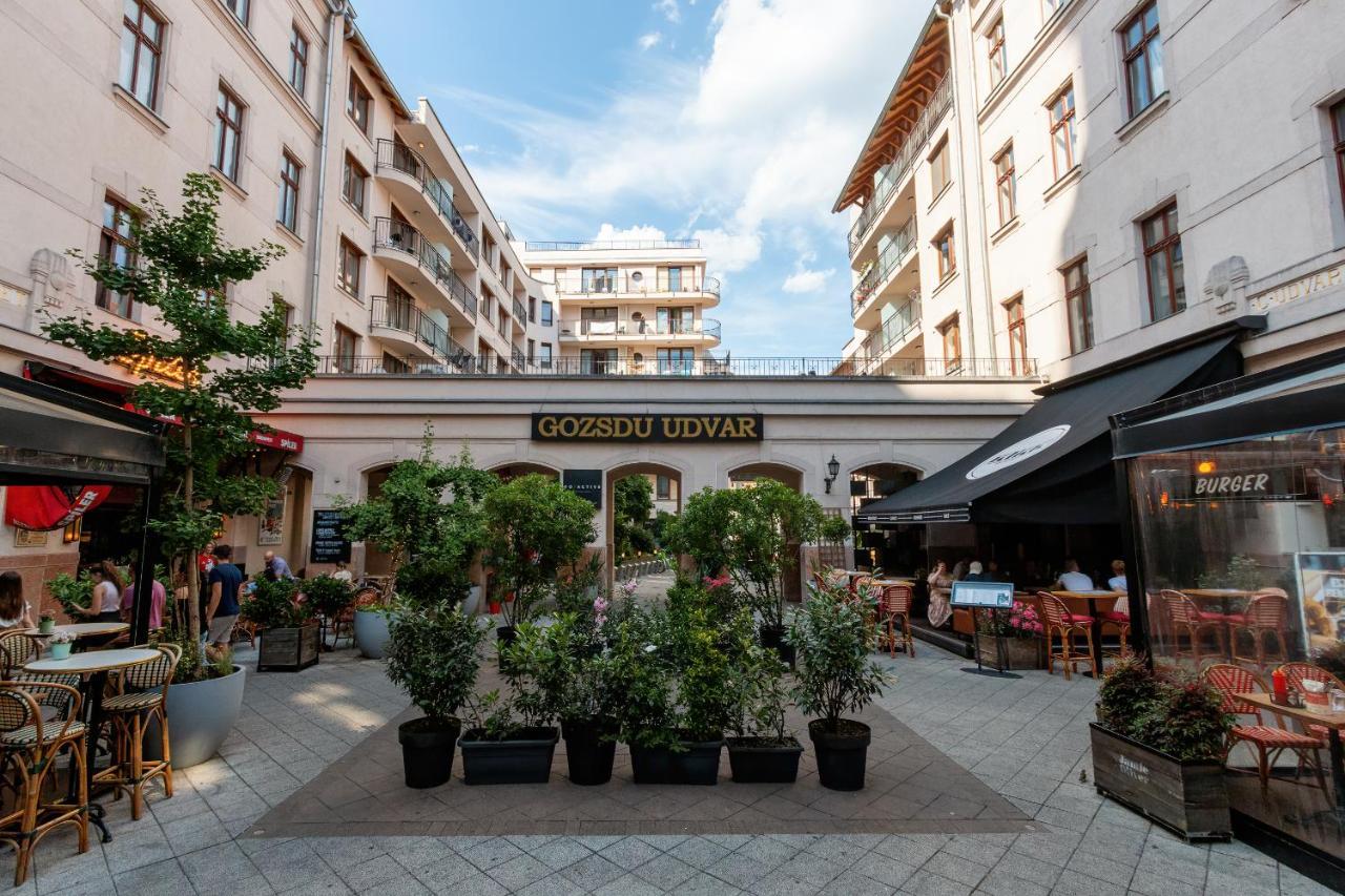 Spacious & Stylish Apartment In Downtown Budapest Esterno foto