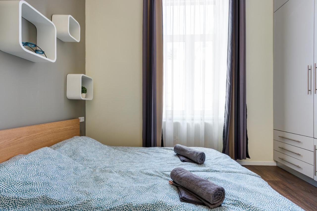 Spacious & Stylish Apartment In Downtown Budapest Esterno foto